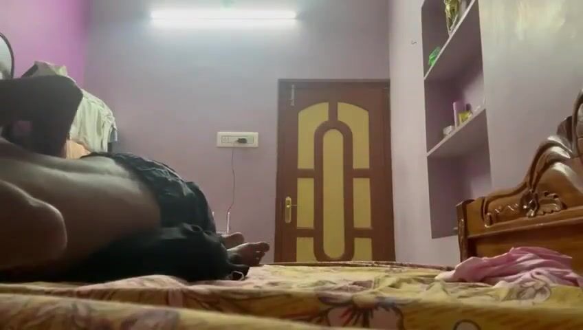 சித்தி பொண்ணு கூட சித்தி இல்லாதபோது செய்த பேமிலி செஸ் பளு…