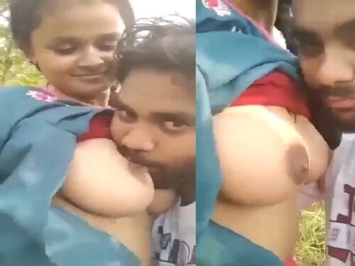 இந்தியன் லோவெர்ஸ் செஸ் ஒஉட்ஸிதே ஹஜ் பூப் சுக்கிங் க்ஸ்க்ஸ…