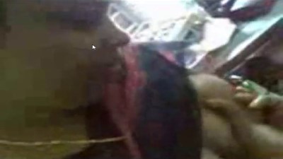 காஞ்சிபுரம் ௪௦ அகவை ஆண்ட்டி பூப்ஸ் காட்டும் தபோர்னோ வீடியோ – முலை