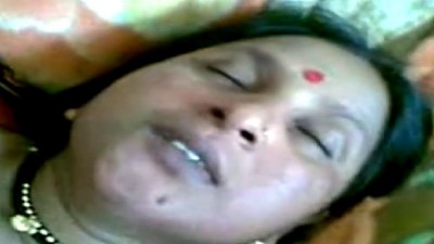 கரூர் ஆண்ட்டி புண்டையில் ஊழ் செய்யும் தமிழ் ஆண்ட்டி போர்ன் விதேஒஸ் – தமிழ் ஆண்ட்டி செஸ்