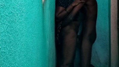 ஓல்ட் ஹொஸேலில் கேரளா ஆண்ட்டி கூட செகிரெட் செஸ் – தமிழ் ஹோமோ செஸ்