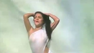 மனைவி கூதியில் பூல் விட்டு குதி முன்னரே விடும் தமிழ் பிபி பிலிம் – தமிழ் செஸ் மொவயே