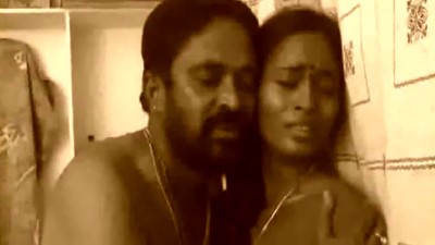 வேலைக்காரியை வீட்டு வுணர் மேட்டர் அடிக்கும் தமிழ் பிரான் வேடிவ்ஸ்