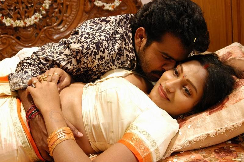 Kadhali Piriyum Bothu Okkum Tamil Sex Stories - ஆறு மாதங்களுக்கு முன்பு என்...